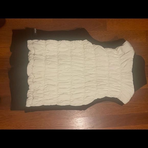 Calvin Klein zip up puffy vest - Picture 3 of 10